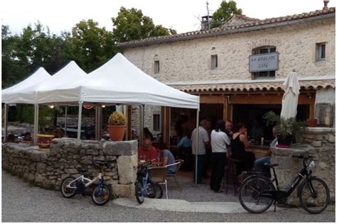 La Goulade café de pays à Fons-sur-Lussan