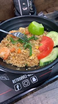 Din’s factory à Montigny-lès-Cormeilles