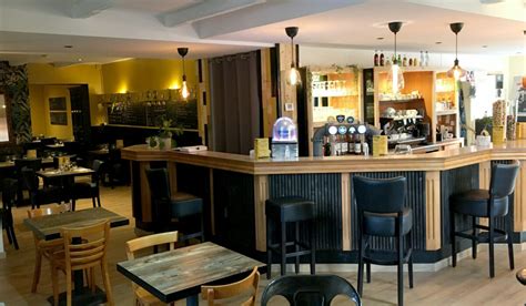 Chez Les Filles, Bistrot, Restaurant, Bar, PMU à Metz