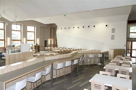 Restaurant universitaire La Roche d'Argent à Poitiers