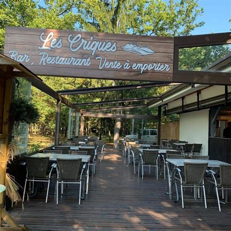 Restaurant les criques à Passy