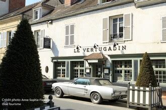 Le Vertugadin à Chantilly