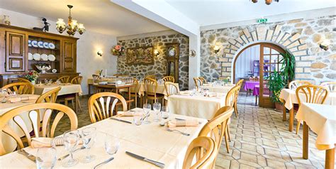 Restaurant Le Grillon à Chambon-sur-Lac