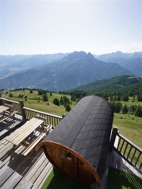 Le Peguieou, restaurant d'altitude à Pra Loup. à Uvernet-Fours